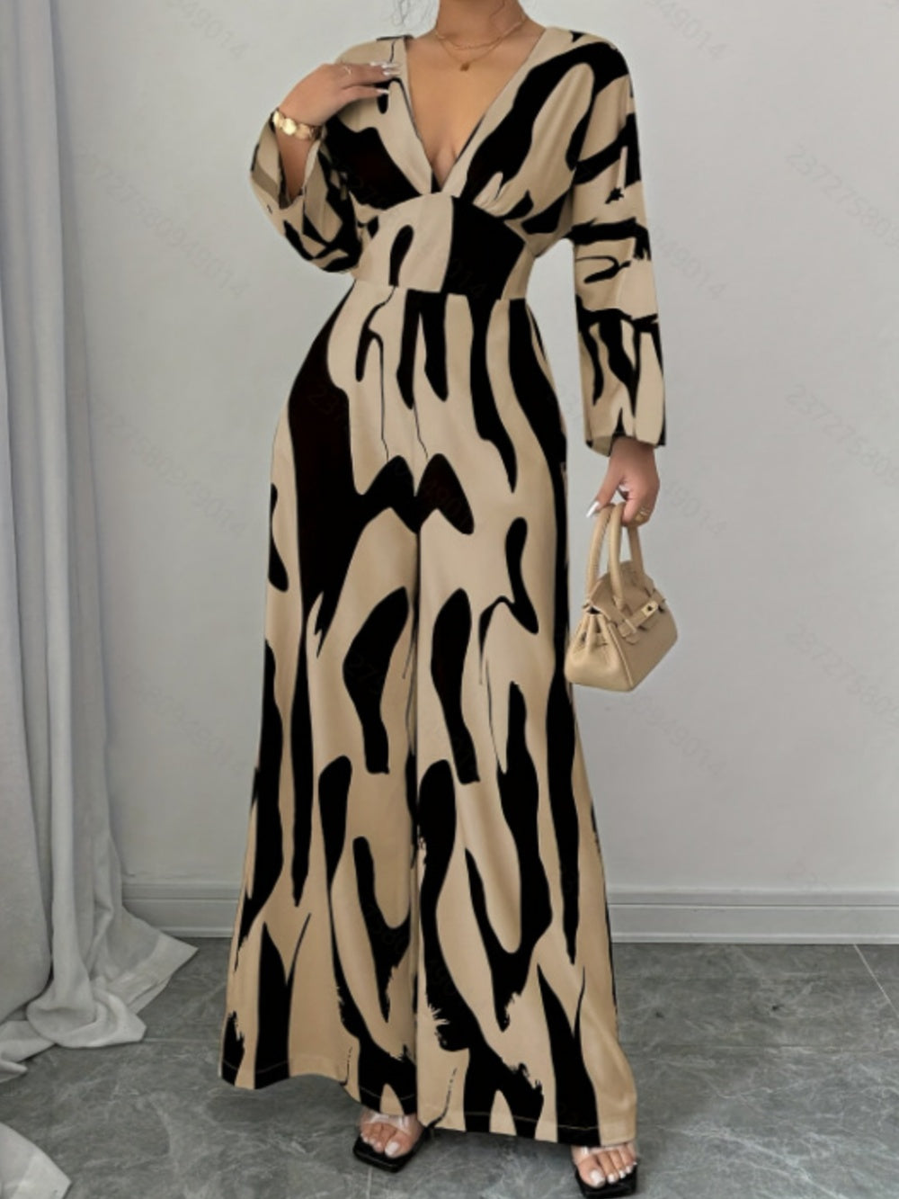 CannesCouture™ | Combinaison élégante à motif abstrait